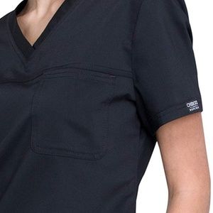 NWOT Cherokee Workwear Revolution scrub top, XS